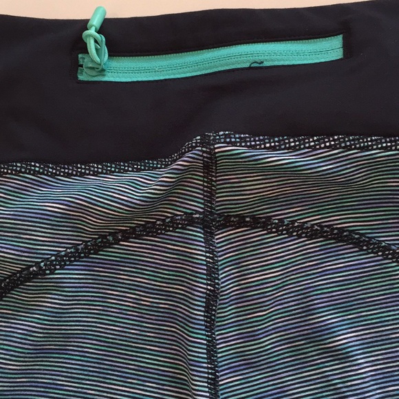 Lululemon crop Leggings - Picture 6 of 8